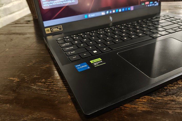 Acer Nitro V 15 Laptop Gaming Entry Level dengan Kartu Grafis Paling Terbaru